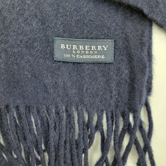 BURBERRY London Solid Plaid Knit 100% Cashmere Logo Charcoal Gray Scarf - Picture 3 of 8